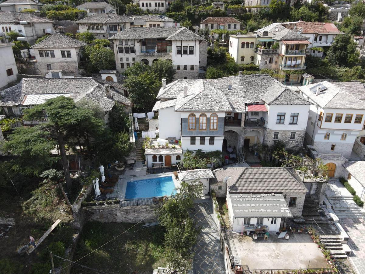 Boutique Praga 3* Gjirokastër