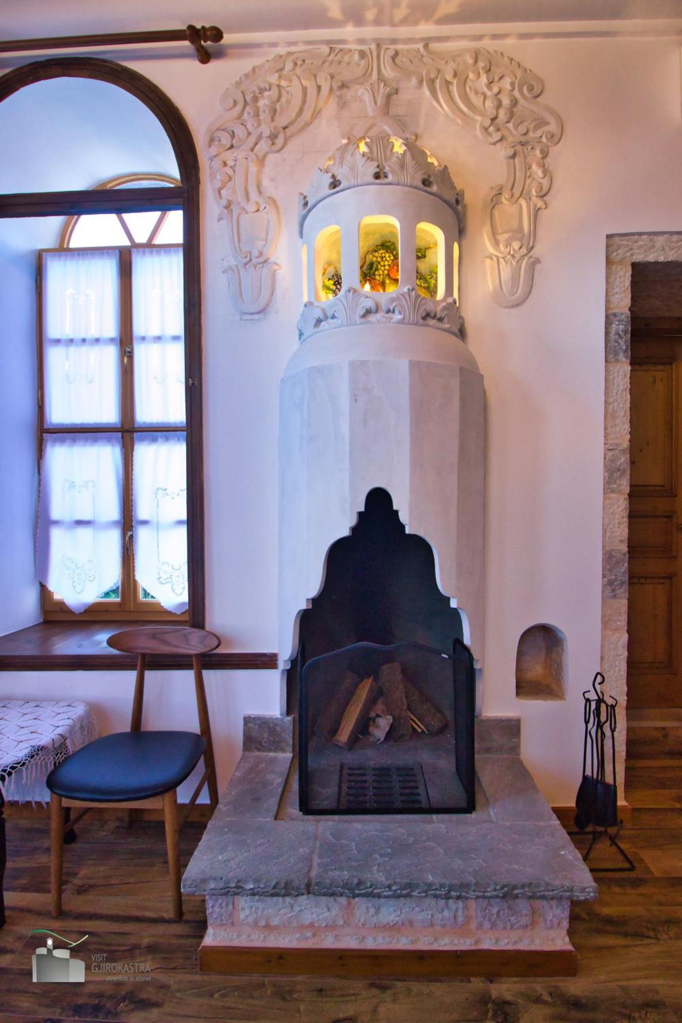 Boutique Praga Hotel Gjirokastër